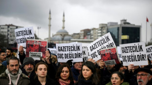 Turkey detains three journalists over Istanbul prosecutor story