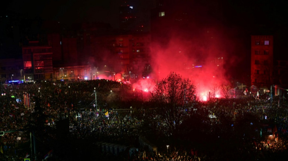 Marée humaine à Belgrade, plus de 100.000 personnes manifestent contre la corruption