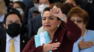 Castro als erste weibliche Präsidentin von Honduras vereidigt