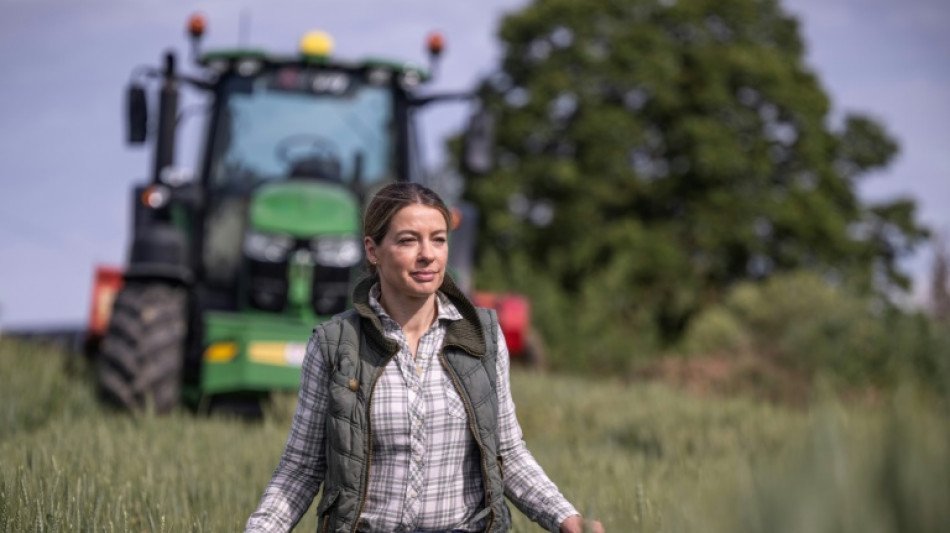 Européennes: la campagne à double titre de l'agricultrice LR Céline Imart